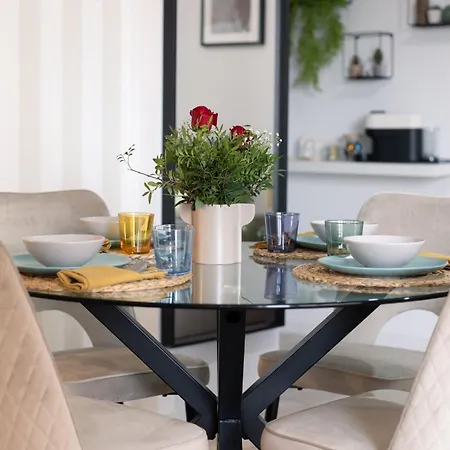 Dormforyou Ciudad De Ciencias Terraza Aparthotel 4*